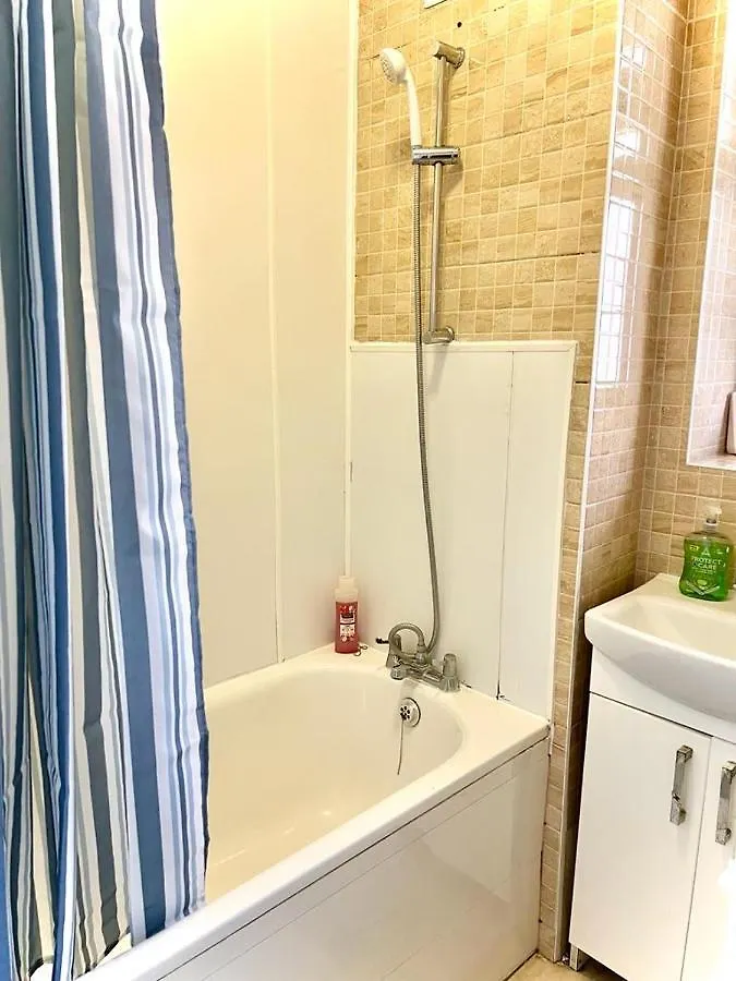 Guest house Shadwell Holiday Rooms London