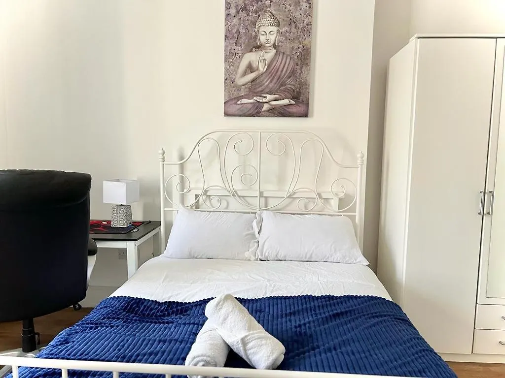 Shadwell Holiday Rooms London United Kingdom