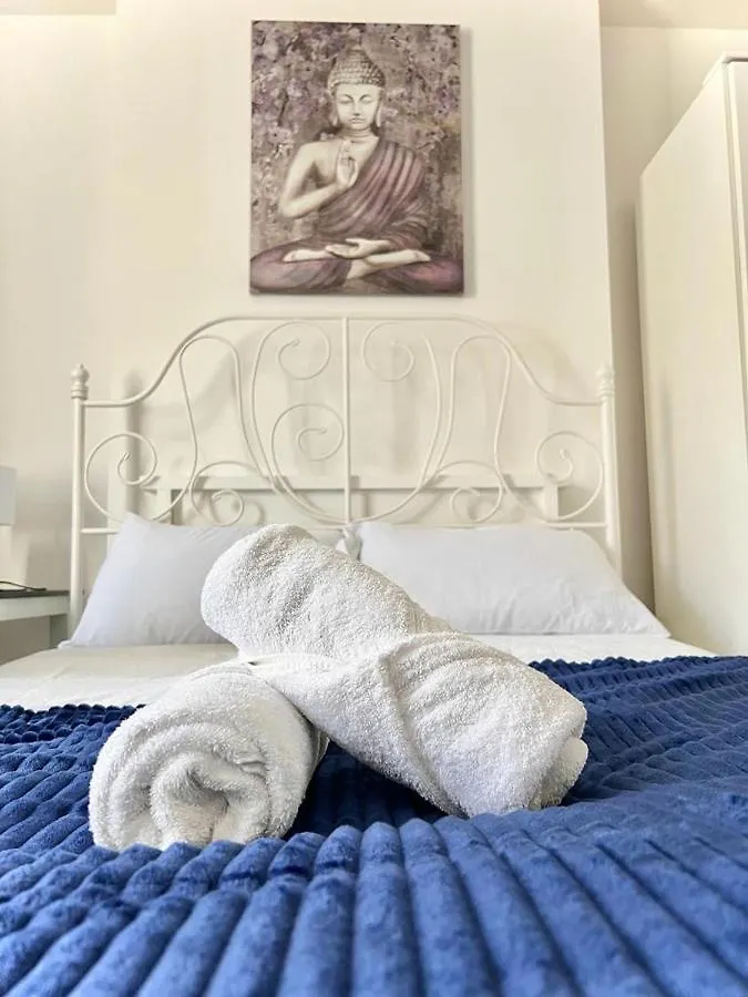 Guest house Shadwell Holiday Rooms London United Kingdom