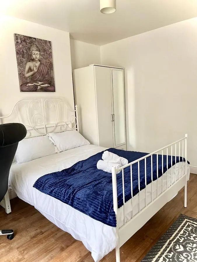 Guest house Shadwell Holiday Rooms London